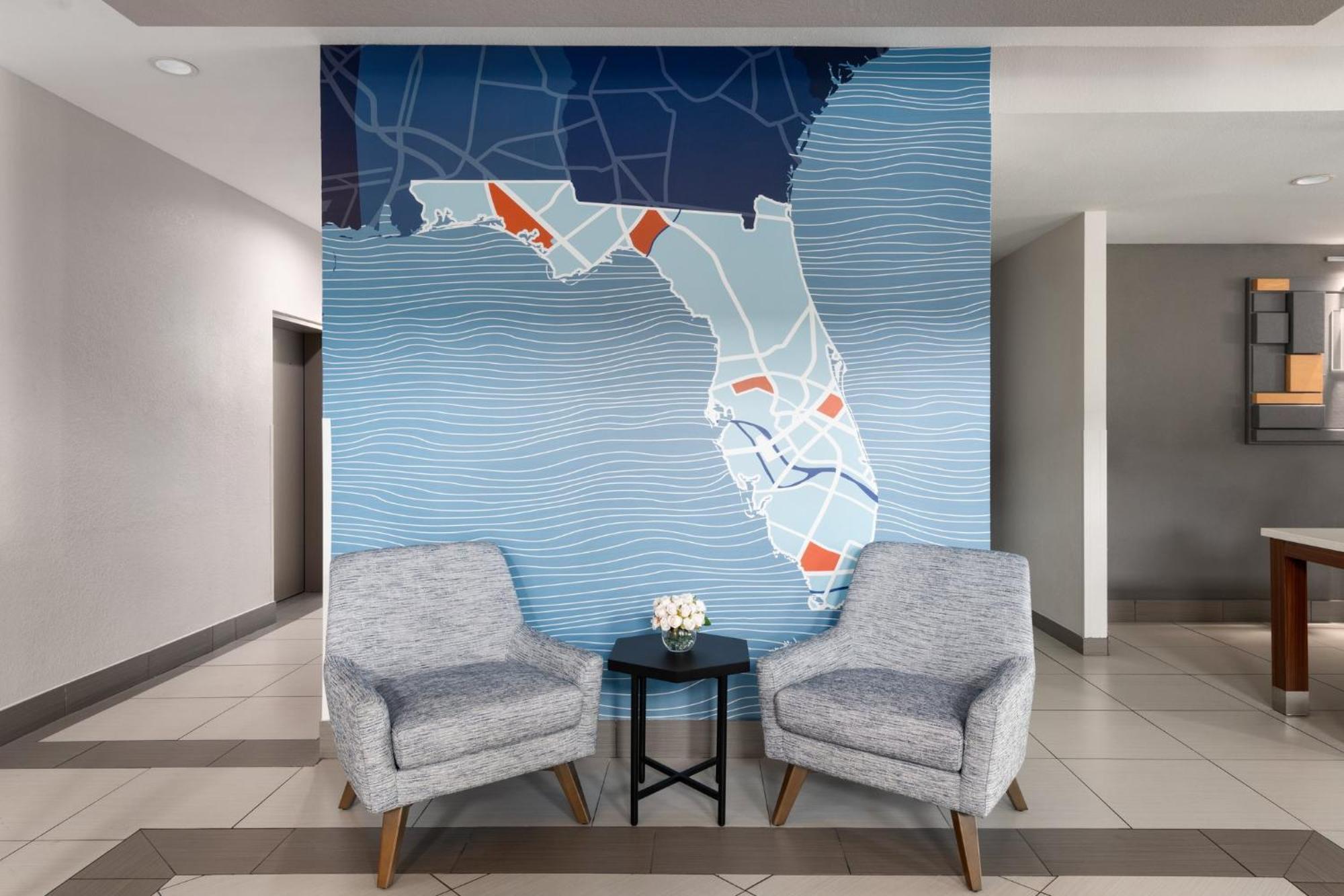 Holiday Inn Express & Suites Boynton Beach West By Ihg Exterior foto